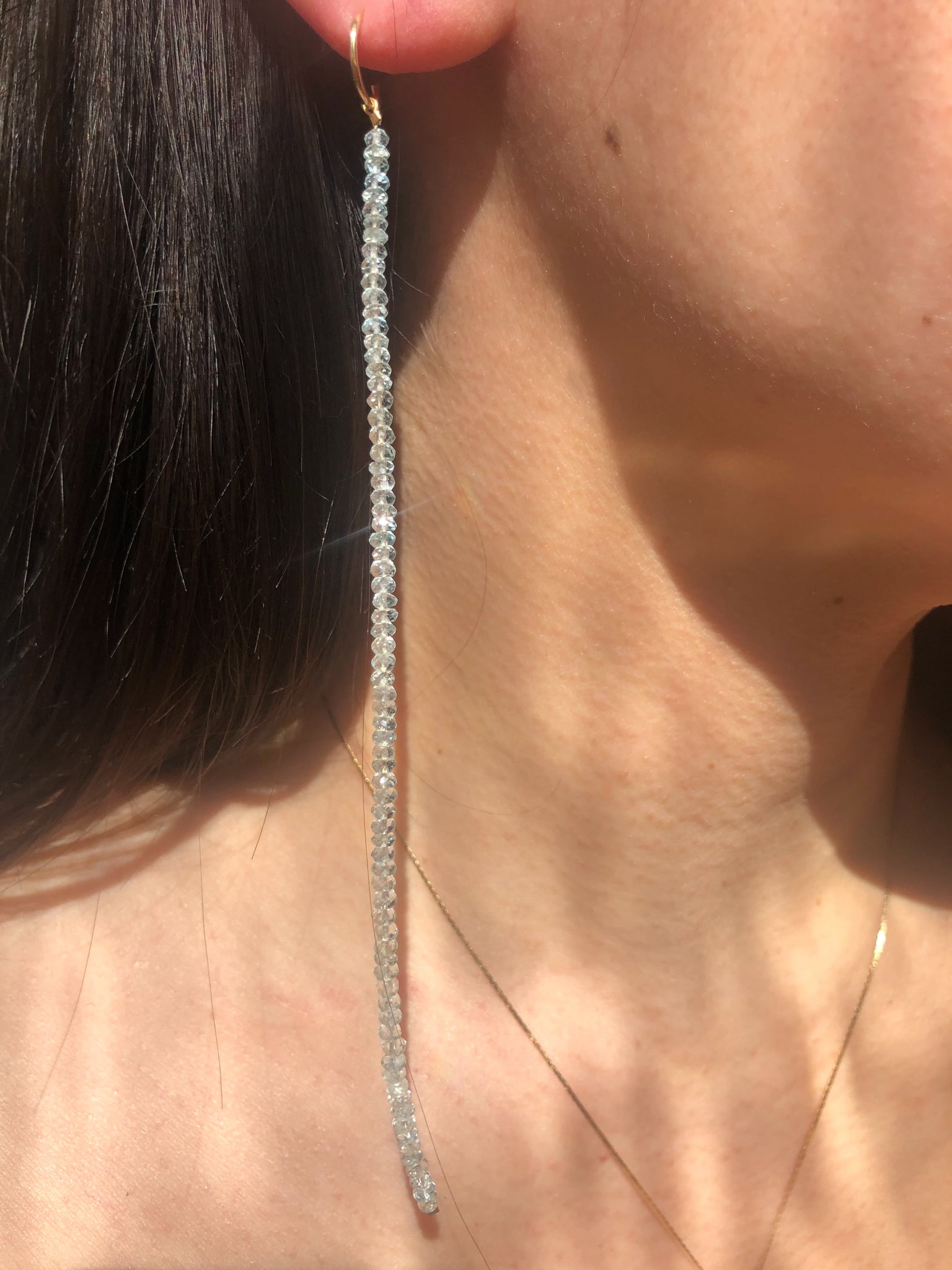 Twinkling Aquamarine Earring